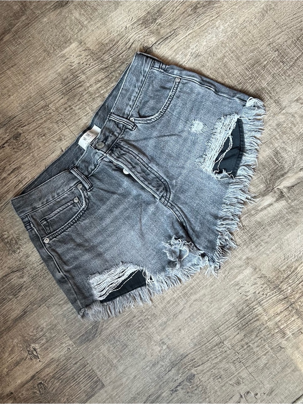 High-Rise Distressed Fringe Hem Denim Shorts - black